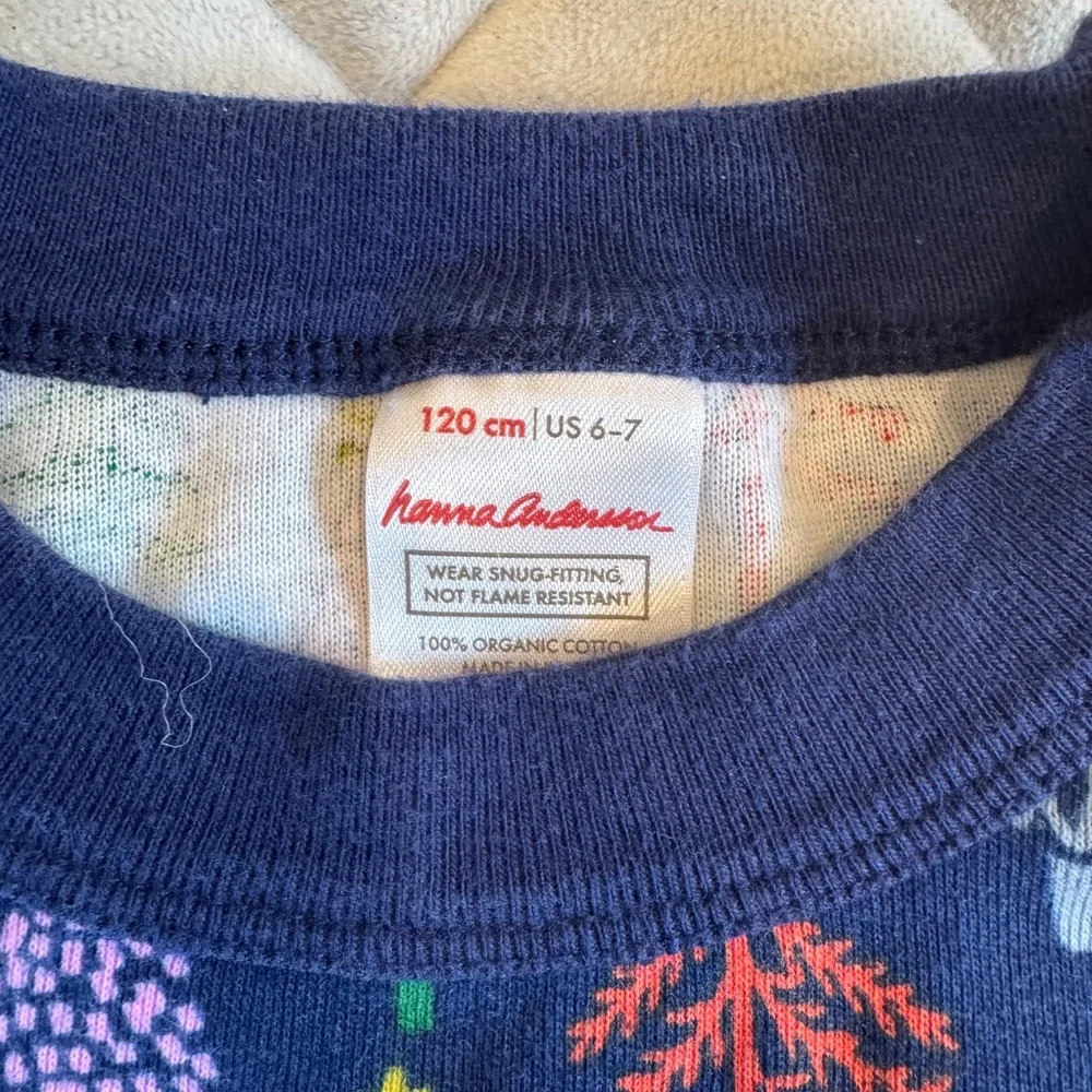 Hanna Andersson Christmas Pajamas - Picture 3 of 15